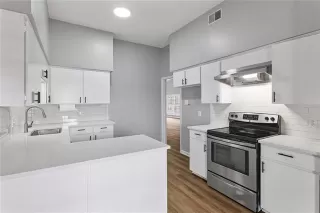 Photo #2: 21036366 Listing 