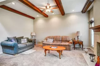 Photo #4: 21036409 Listing 