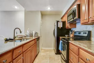 Photo #6: 21036409 Listing 