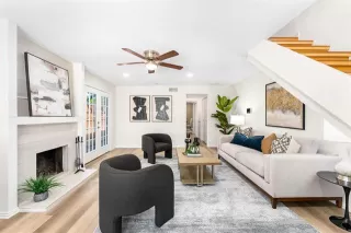 Photo #5: 21036838 Listing 