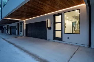 Photo #4: 21037327 Listing