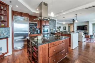 Photo #6: 21037696 Listing 