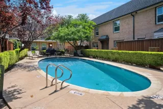 Photo #2: 21038195 Listing