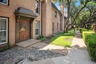 Photo #3: 21038195 Listing