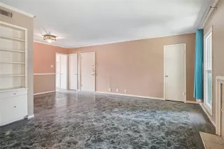 Photo #6: 21038195 Listing