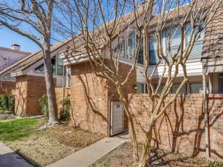 Photo #2: 21038443 Listing 