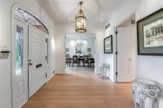 Photo #2: 21038633 Listing