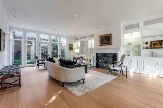 Photo #4: 21038633 Listing