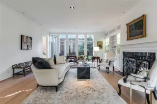 Photo #5: 21038633 Listing