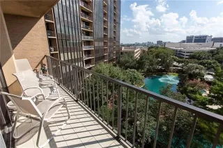 Photo #5: 21038681 Listing 
