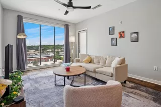 Photo #3: 21038712 Listing 