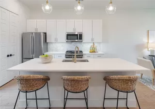 Photo #4: 21038775 Listing 