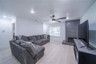 Photo #4: 21038779 Listing 