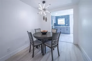 Photo #5: 21038779 Listing 