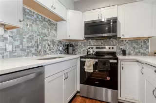 Photo #5: 21039080 Listing