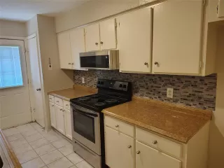 Photo #5: 21039254 Listing 