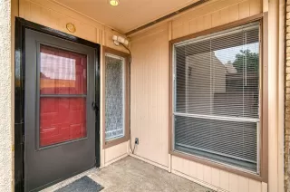 Photo #4: 21040005 Listing 