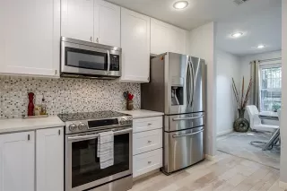 Photo #2: 21040292 Listing 