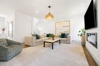 Photo #5: 21040465 Listing 