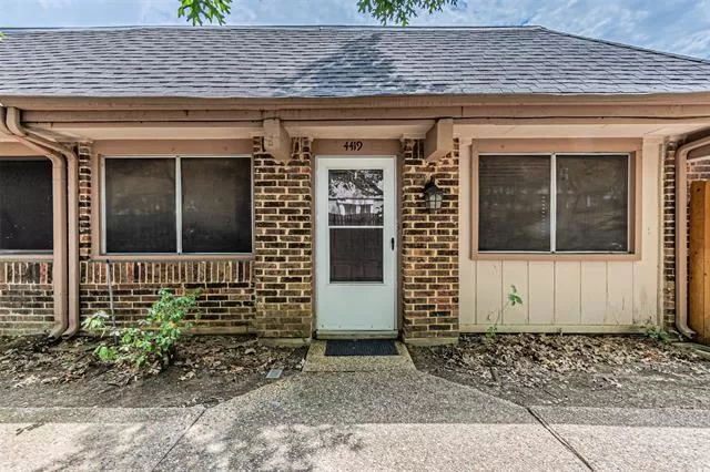 MLS: 21040984 Condo For Sale