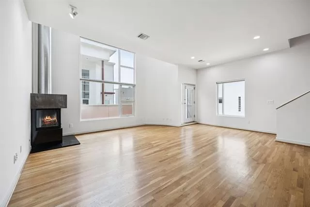 MLS: 21040986 Condo For Sale