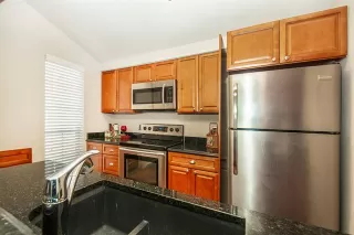 Photo #5: 21041188 Listing 