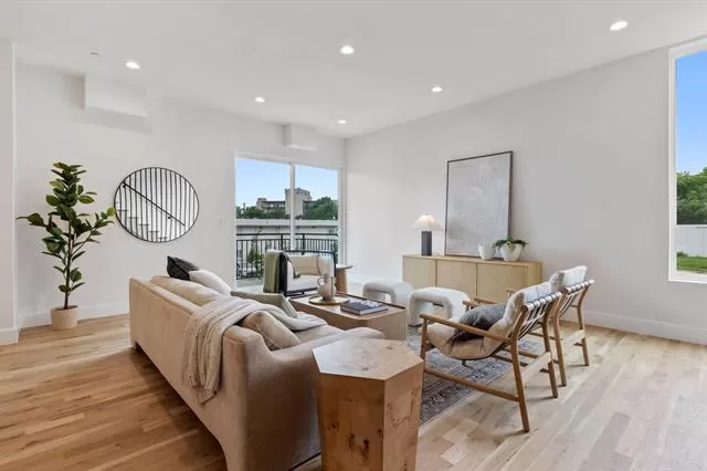 MLS: 21041857 Condo For Sale