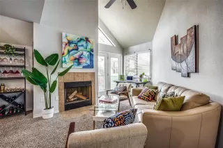 Photo #2: 21042085 Listing