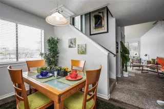 Photo #5: 21042085 Listing