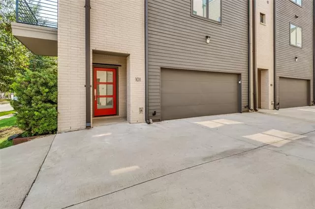 MLS: 21042235 Condo For Sale