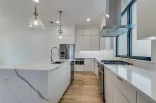 Photo #6: 21042235 Listing 