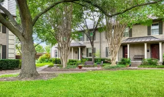 Photo #3: 21042263 Listing