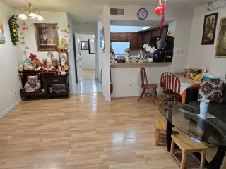 Photo #3: 21042381 Listing 
