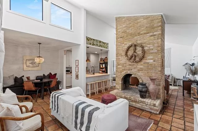 MLS: 21042610 Condo For Sale