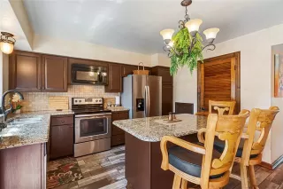 Photo #5: 21043032 Listing 