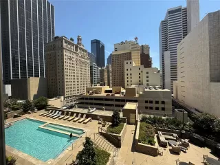 Photo #2: 21043045 Listing 