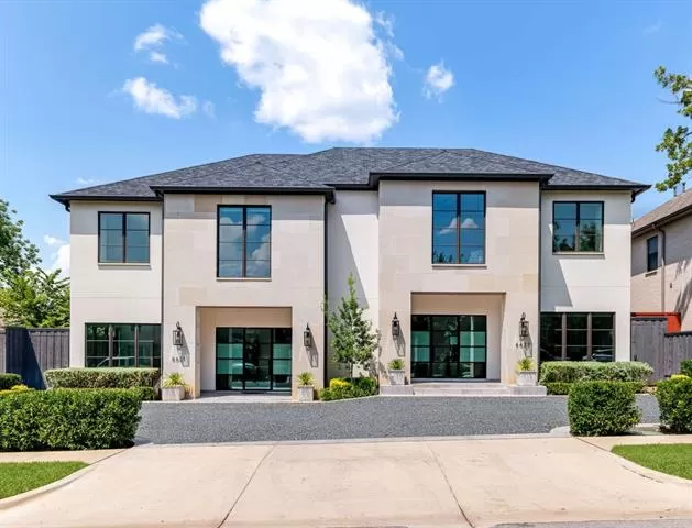 MLS: 21043244 Condo For Sale