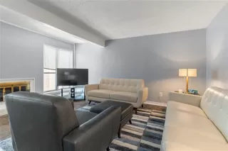 Photo #5: 21043434 Listing