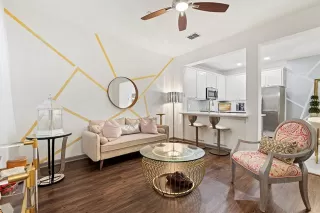 Photo #3: 21043819 Listing 