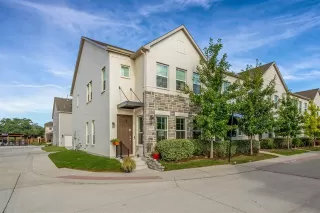 Photo #4: 21044269 Listing