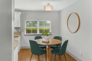 Photo #3: 21044798 Listing