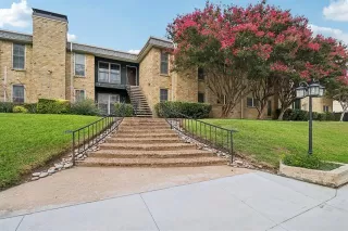 Photo #5: 21044859 Listing 