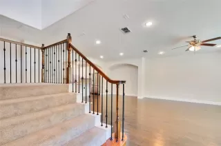 Photo #3: 21045038 Listing 