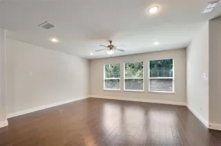 Photo #6: 21045038 Listing 