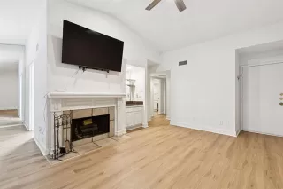 Photo #4: 21045086 Listing 