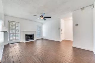 Photo #5: 21045135 Listing 