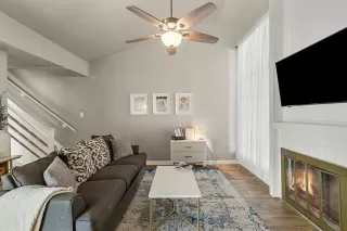 Photo #3: 21045600 Listing 