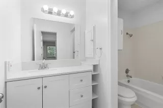 Photo #5: 21045879 Listing