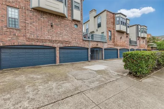 MLS: 21046114 Condo For Sale
