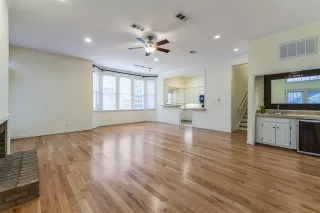 Photo #3: 21046114 Listing 